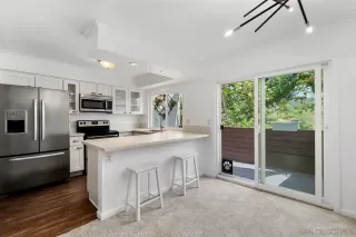 Photo #5: 240014330 Listing