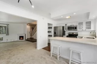 Photo #6: 240014330 Listing