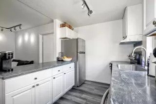 Photo #5: 240014338 Listing