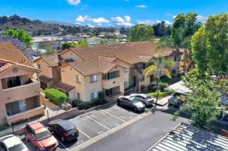 Photo #3: 240014367 Listing