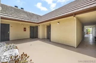 Photo #4: 240014375 Listing 