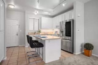 Photo #6: 240014389 Listing