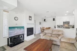 Photo #1: 240014390 Listing