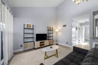 Photo #2: 240014415 Listing 