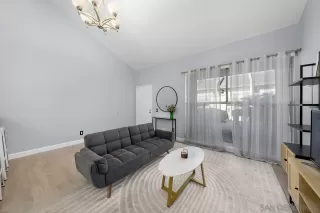 Photo #4: 240014415 Listing 