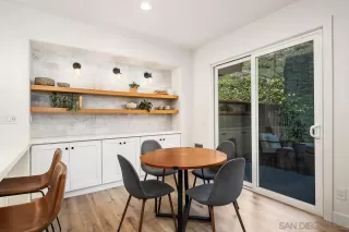 Photo #1: 240014417 Listing