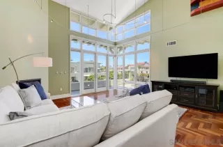 Photo #3: 240014430 Listing