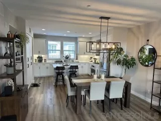 Photo #3: 240014471 Listing