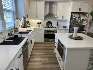 Photo #5: 240014471 Listing