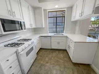 Photo #2: 240014479 Listing