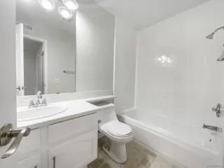 Photo #5: 240014479 Listing