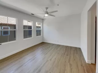 Photo #3: 240014507 Listing