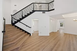 Photo #1: 240014515 Listing