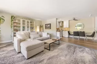 Photo #4: 240014533 Listing