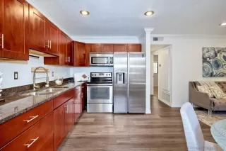 Photo #6: 240014538 Listing 