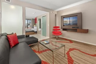 Photo #4: 240014539 Listing