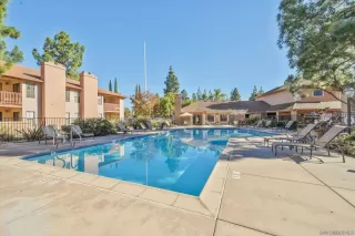 Photo #4: 240014554 Listing