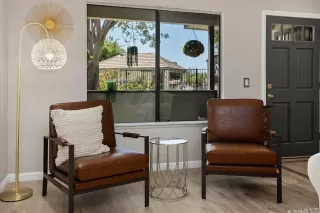 Photo #2: 240014563 Listing