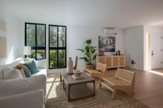 Photo #4: 240014585 Listing 