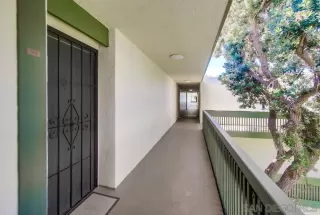 Photo #6: 240014627 Listing