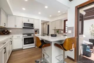 Photo #4: 240014632 Listing 