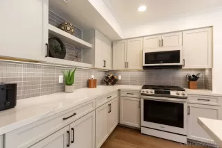 Photo #6: 240014632 Listing 