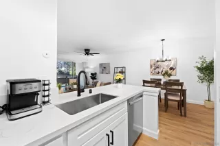 Photo #2: 240014654 Listing 