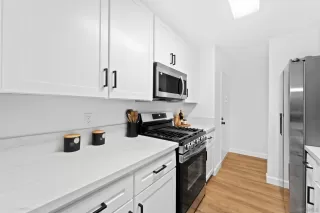 Photo #4: 240014654 Listing 