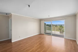 Photo #2: 240014745 Listing 