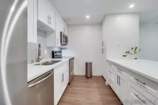 Photo #2: 240014754 Listing