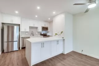 Photo #3: 240014754 Listing