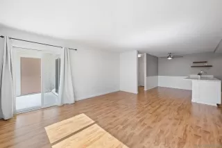 Photo #3: 240014756 Listing 