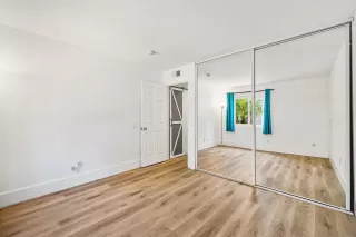 Photo #5: 240014776 Listing 