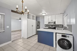 Photo #3: 240014833 Listing