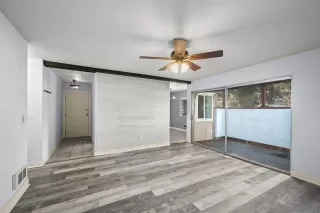 Photo #6: 240014833 Listing