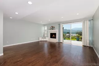 Photo #3: 240014835 Listing