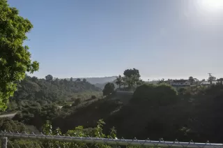 Photo #2: 240014858 Listing