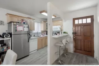 Photo #3: 240014864 Listing