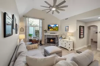 Photo #4: 240014865 Listing 