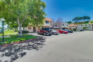 Photo #5: 240014871 Listing