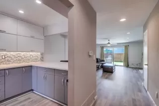 Photo #6: 240014871 Listing