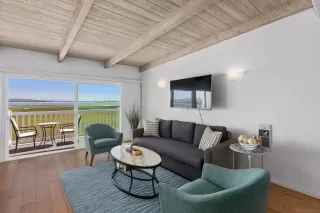 Photo #4: 240014889 Listing 