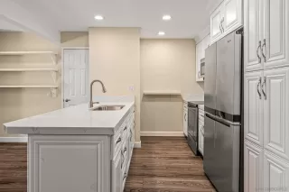 Photo #4: 240014897 Listing 