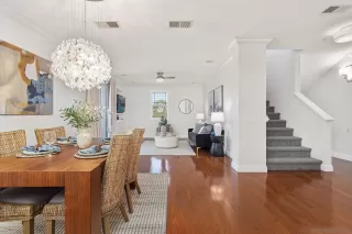 Photo #1: 240014943 Listing