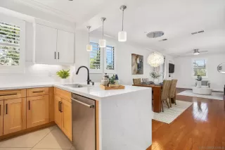 Photo #4: 240014943 Listing