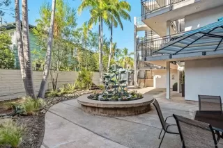 Photo #2: 240014957 Listing