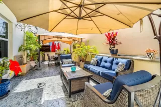 Photo #1: 240014987 Listing