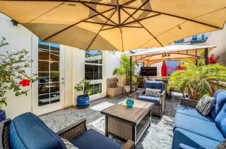 Photo #5: 240014987 Listing