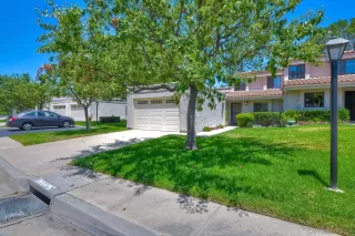 Photo #2: 240015039 Listing