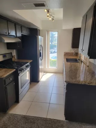 Photo #5: 240015072 Listing